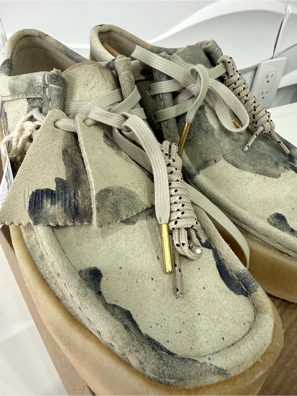 US Man 8 Clarks Blanc Originals Men's Wallabee Cup Off White Camo 26166081 Rare - Picture 6 of 8